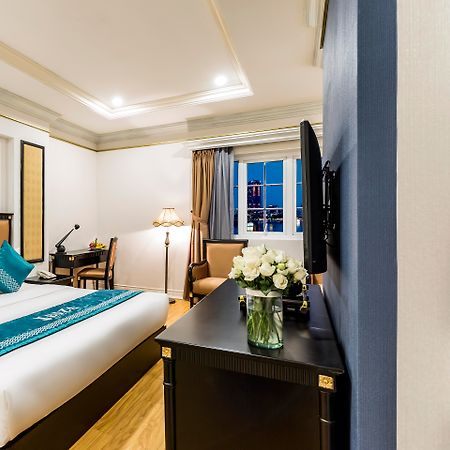 Ibiza Riverfront Da Nang Hotel Powered By Aston Extérieur photo