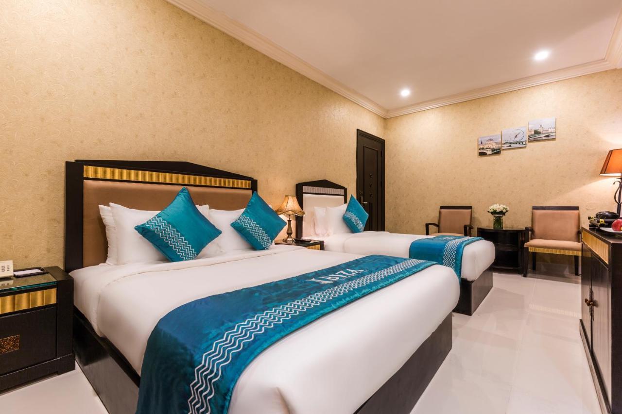 Ibiza Riverfront Da Nang Hotel Powered By Aston Extérieur photo