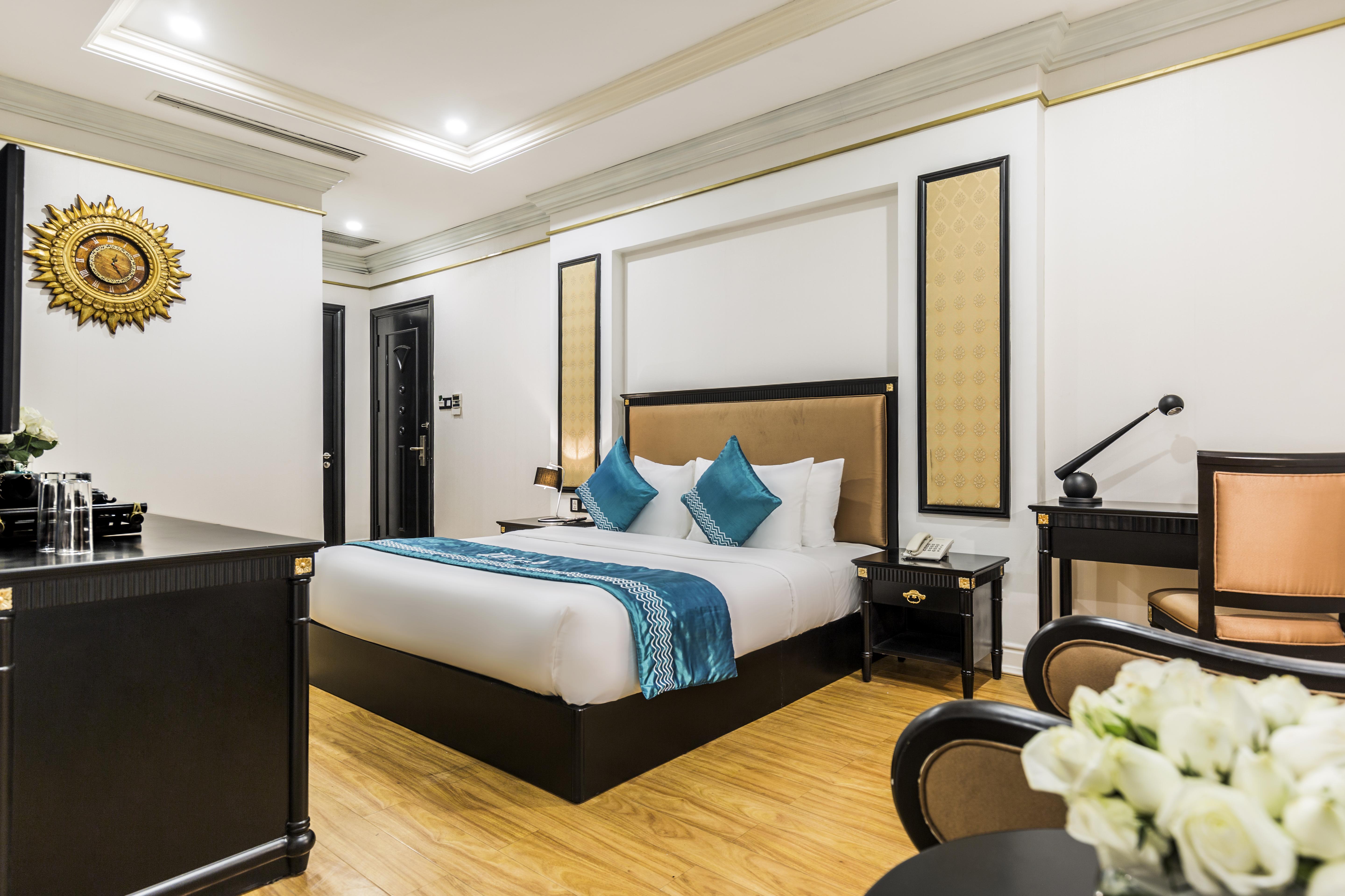 Ibiza Riverfront Da Nang Hotel Powered By Aston Extérieur photo