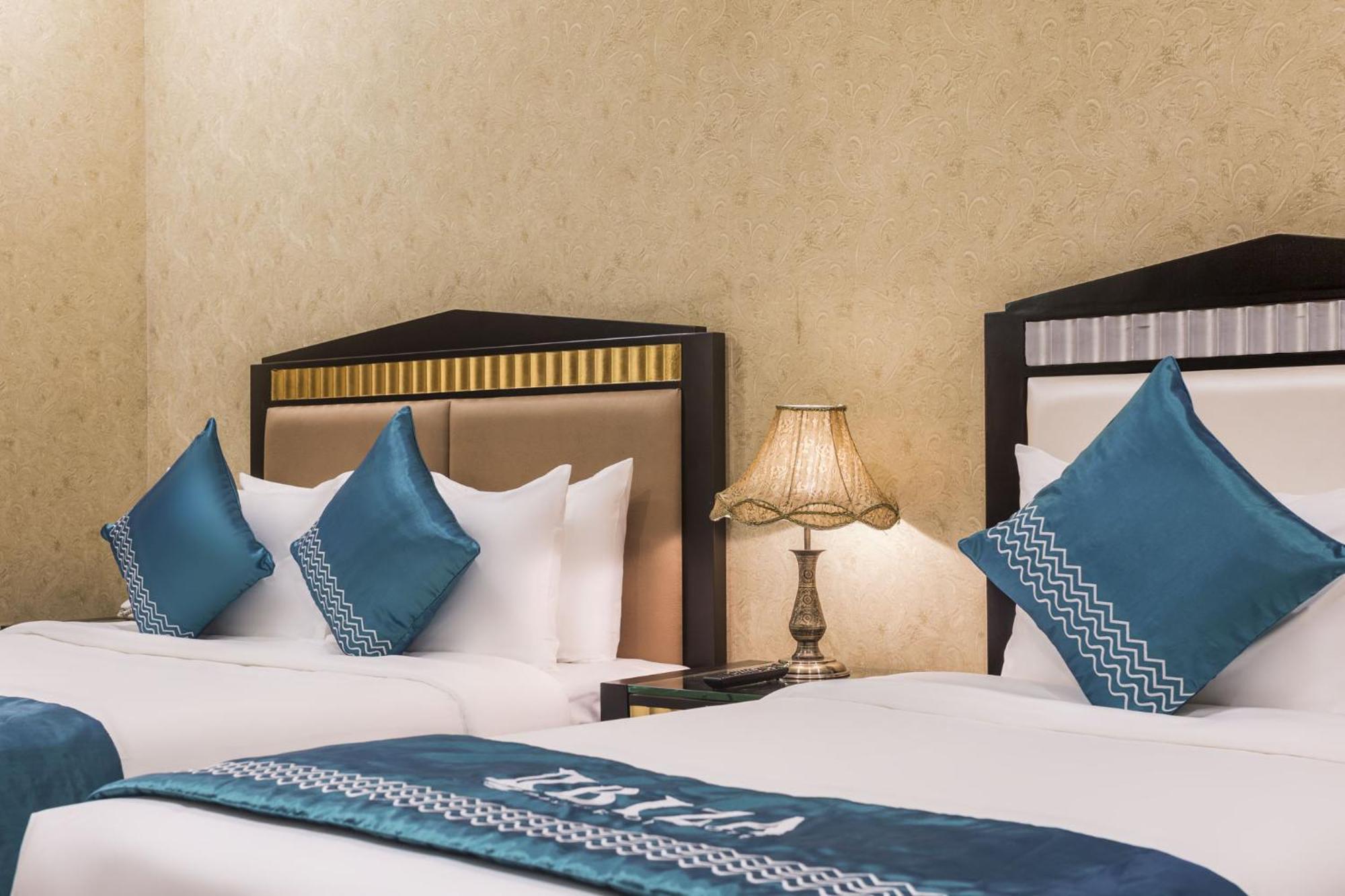 Ibiza Riverfront Da Nang Hotel Powered By Aston Extérieur photo