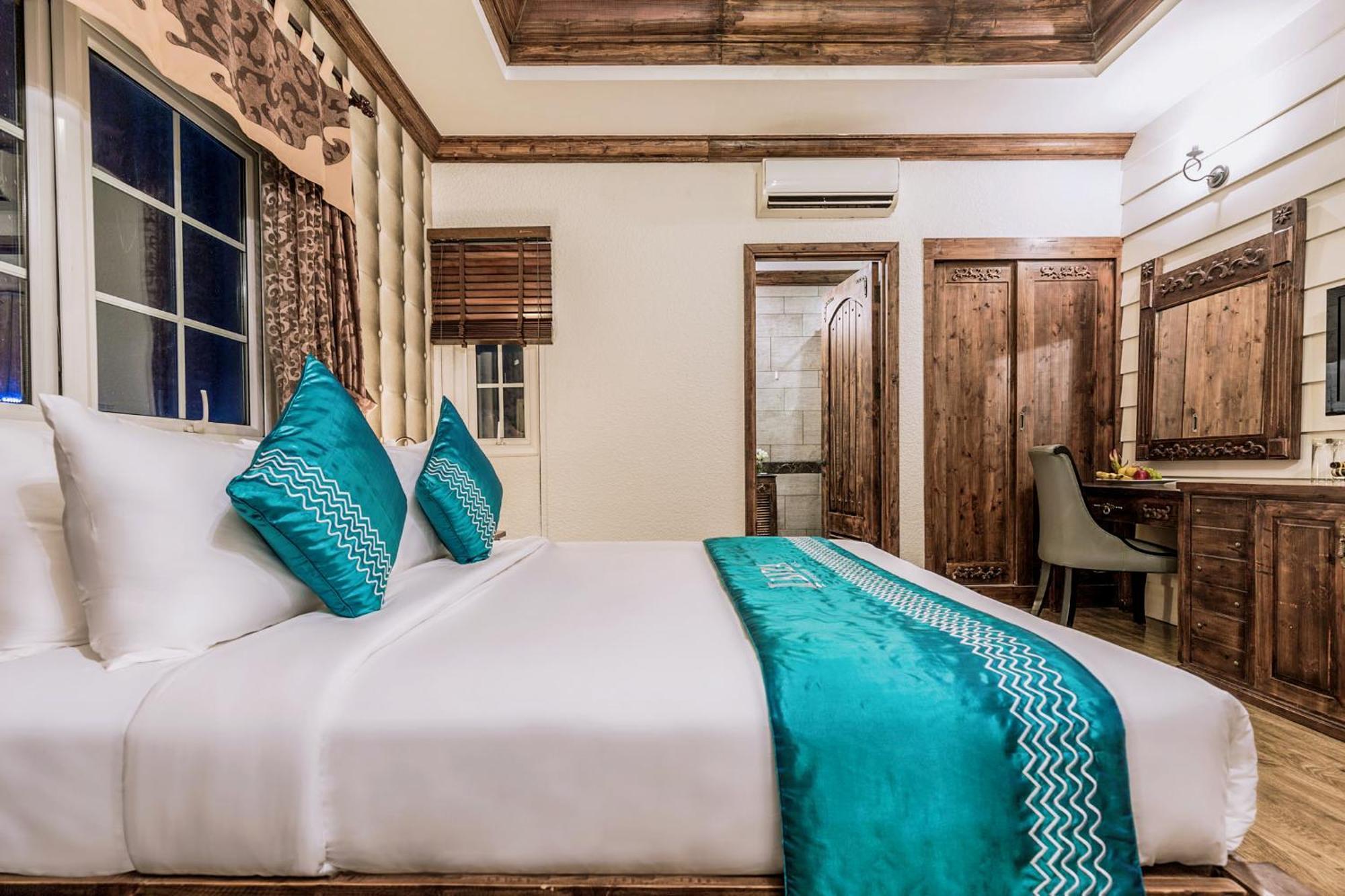 Ibiza Riverfront Da Nang Hotel Powered By Aston Extérieur photo
